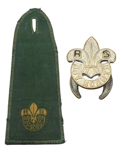 Ww2 British Home Front Rover Boy Scout Membership Badge And Epaulet