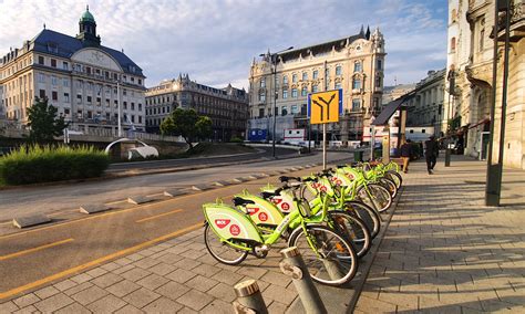 Its name is a playful contraction budapest and bicikli (bicycle in hungarian), meaning bubble in an endearing manner. Vitézy Dávid nekiment a BKK-nak: rövidlátó és elhibázott a ...
