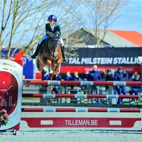 Ava Eden Van Grunsven Schittert In Pony Grand Prix Sentower Park