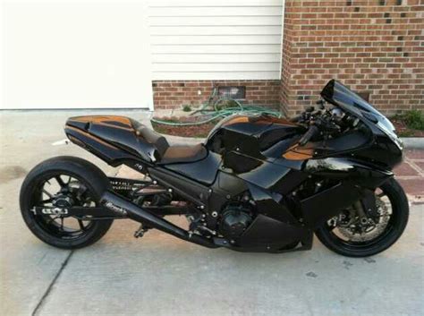 Sleek and fast, this custom kawasaki is inspired by the gpz900r ridden by tom and we always knew that when federal moto built its first custom sportbike, we'd need the. Stretched 14 | Kawasaki bikes, Custom sport bikes, Drag bike
