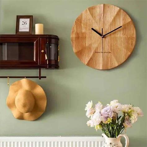 Horloge Murale Originale En Bois