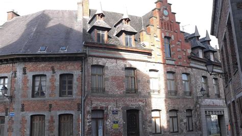 Maison A Vendre A Solre Le Chateau - Une des plus anciennes maisons, datant du XVII°s, est à vendre