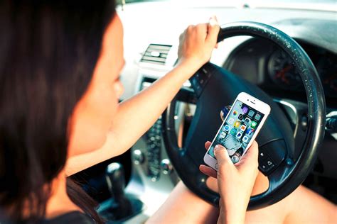 92 Million Admit To Using Phones While Driving Mcn