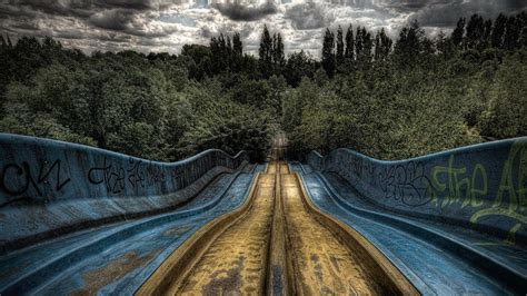 10 Scary Abandoned Amusement Parks Youtube