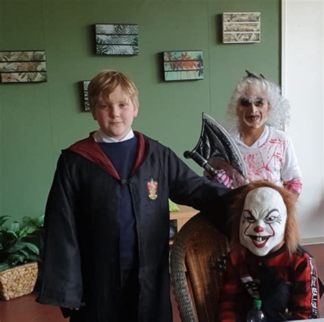 Schülerinnen und schüler, deren eltern die freiwillige wiederholung erwägen, können den entsprechenden antrag noch bis dienstag, den 1.6.21 stellen. Schaurig-schönes Halloween an der IGS