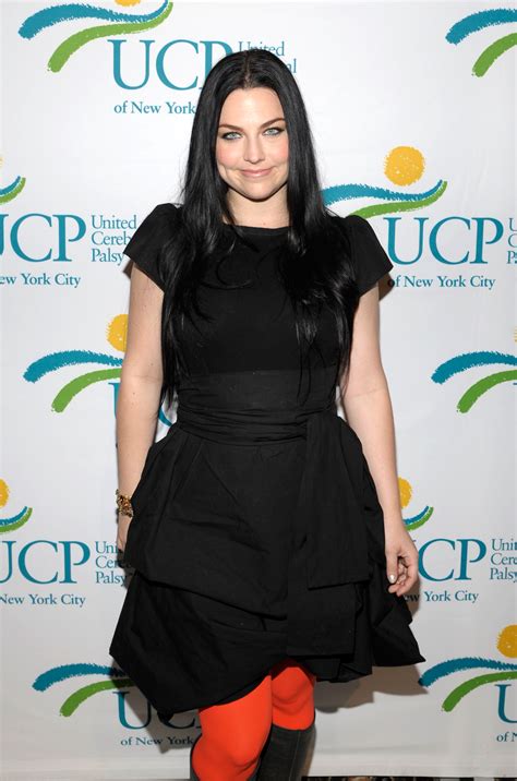 Evanescences Amy Lee Pregnant With First Child ‘im So