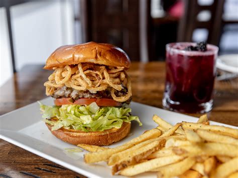 Essence Kitchen and Bar in Chino Valley, AZ | A Taste of AZ