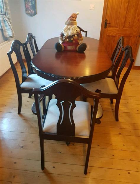 Oval Mahogany Dining Table And Chairs Krissys Quilting