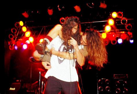 Chris Cornell And Eddie Vedder R Grunge