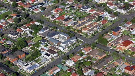Rental crisis: Queensland renters face critically low vacancy levels