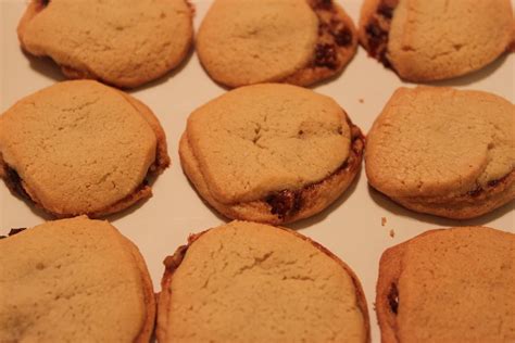 3 1/2 to 4 inches wide and 8 to 10 inches long. Dishing It Gluten Free: Raisin Filled Cookies