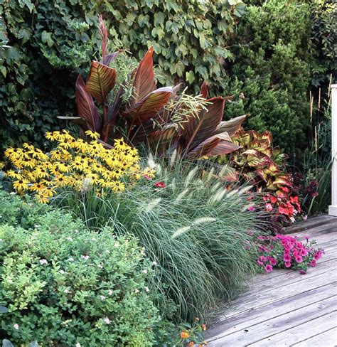 15 Beautiful Ways To Use Ornamental Grasses In Your Landscape
