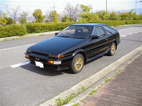 Mateo palacios corazzina artistically known as trueno is an argentine rapper and latin trap singer born in la boca, buenos aires on march 25, 2002. TomoChan Store: AE86 Sprinter Trueno BLACK-LIMTED