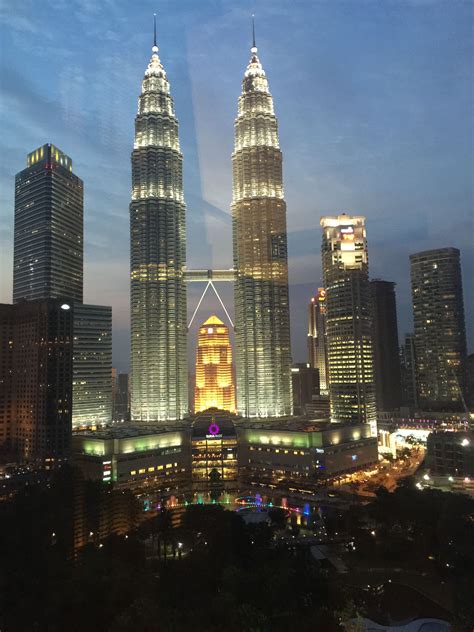Petronas Tower Kuala Lumpur Malaysia August 2015 Cool Pictures