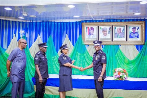 Igp Redeploys 17 Aigs 18 Cps Decorates 35 Newly Promoted Senior