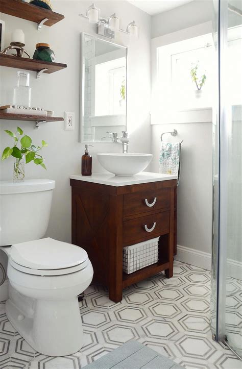 Small bathroom makeover ideas can be so helpful in finding inspiration for your own space. Actually getting excited about trying out this approach ...