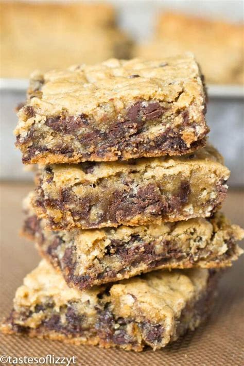 These chocolate chip bars are just about the easiest recipe to make, using limited ingredients and a box of yellow cake mix. Chocolate Chip Oatmeal Bars {Easy Cookie Blondie Recipe ...