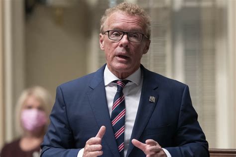 La levée des restrictions de déplacement entre les pays membres soumise au passeport sanitaire 2 juin 2021 | politique , santé , société l'union européenne souhaite assouplir les restrictions de déplacement entre les pays membres en systématisant l'utilisation du passeport sanitaire. Selon Jean Boulet | Le statut vaccinal n'est pas un motif ...