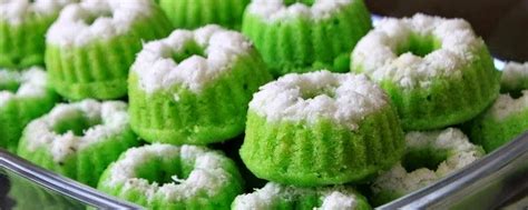 Resep kue putu ayu kukus bahan : Sedap Sedap Sedap: Cara Membuat Kue Putu Ayu Yang Lembut dan Enak