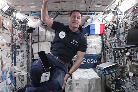 Nasa Could Bring Astronauts Home From Space Station Before Replacements