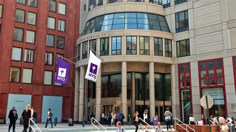 New york university, the largest independent research university in the u.s., fully utilizes the environment of new york city as its campus to provide a dynamic education for its students. Test-optional colleges: 10 colleges that don't require SAT ...