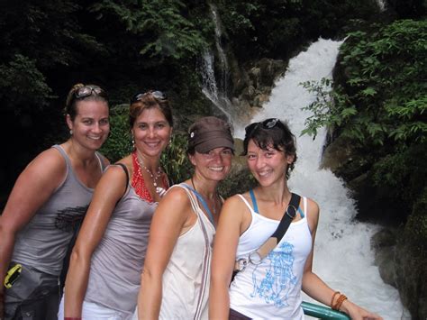 India 2011 Waterfall Girls