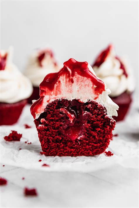 Cupcakes De Red Velvet Halloween Cravings Journal