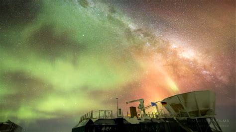 This Incredible Timelapse Shows Aurora Australis And Milky Way Over The
