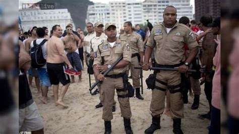 Brazil Police Arrest Protesters Before World Cup Final