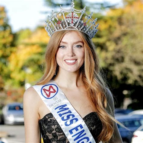 Jessica Gagen Miss Englands First Ginger Champ Reveals She Was