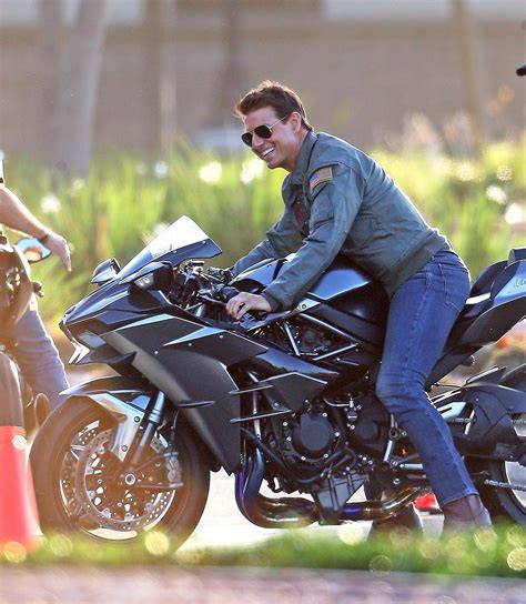 Tom Cruise Feels The Need For Speed In Top Gun 2 Set Photo
