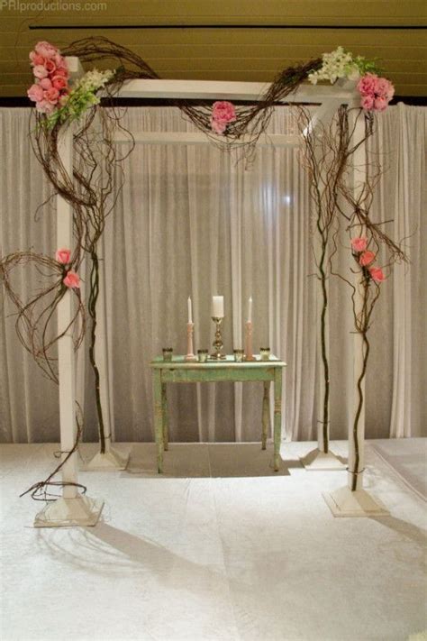 Simple Wedding Ideas Indoor Altars With Images Wedding Alters