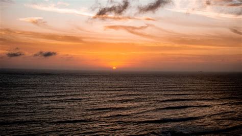 Download Wallpaper 1920x1080 Sea Sunset Twilight Horizon Landscape