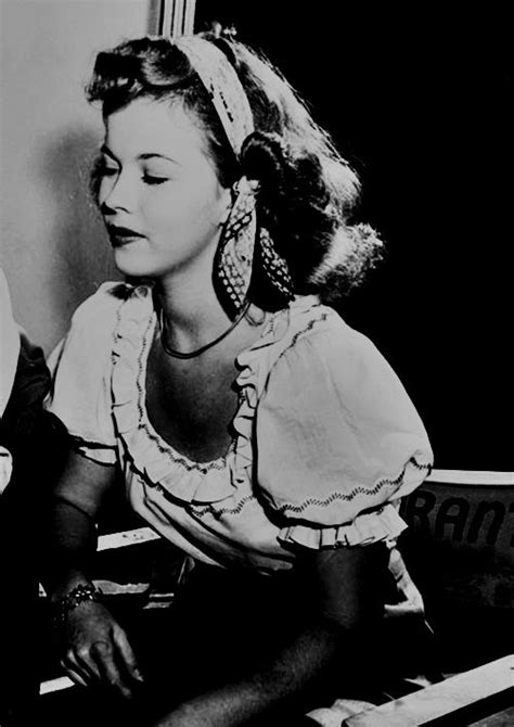 Golden Age Of Hollywood 19 Year Old Shirley Temple On The Set Of Bachelor Knight 1947