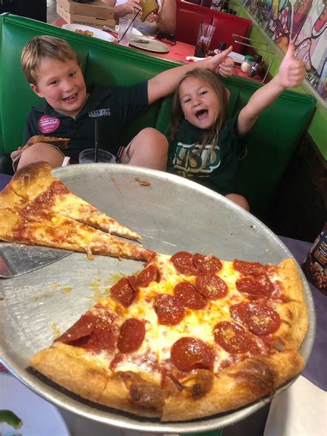 Cooking Pizza With Kids Tips For A Fun And Enjoyable Experience
