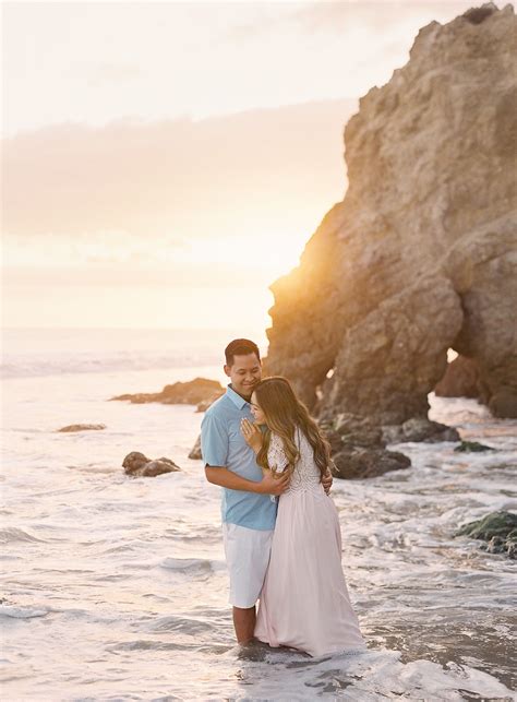 Los Angeles Beach Engagement Session Loved This Couple And Their Engagement Session Pose