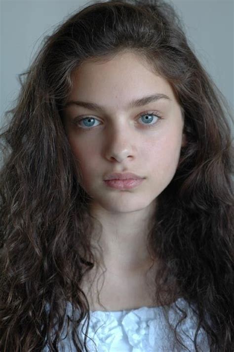 odeya rush most beautiful faces beautiful girl face brown hair blue