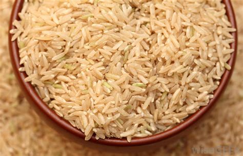 A staple and primary crop grown all over the world, brown rice is a whole grain, in contrast to white rice, which is a refined grain. Single Polish Rice | Oka Pattu Biyyam- 25 KG - Ricedesk.com