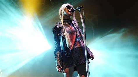 Ex Gossip Girl Sweetheart Taylor Momsen Shocks With New Music Video