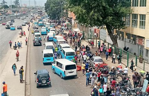 Paragem De Táxis Dos Congolenses Motivo De Discórdia Moradores E Logistas Querem Que Seja