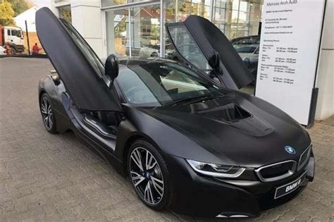 Check the carfax, find a low miles i8, view i8 photos and interior/exterior features. BMW I8 eDrive Coupe Protonic Frozen Black Edition 2017 | Bmw i8, Bmw, Bmw i8 black