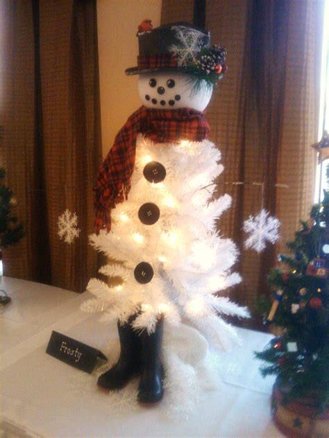 Craft Of The Season Frosty The Snowman Christmas Tree Snowman