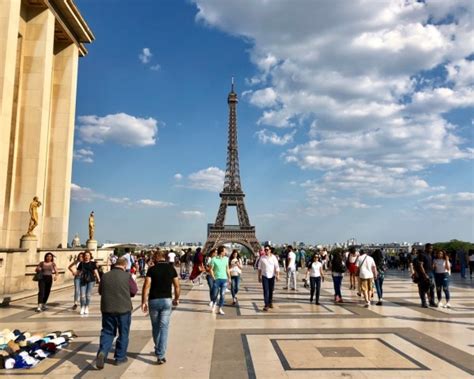 French Tourism Foreign Tourists Come In Greater Numbers Tr