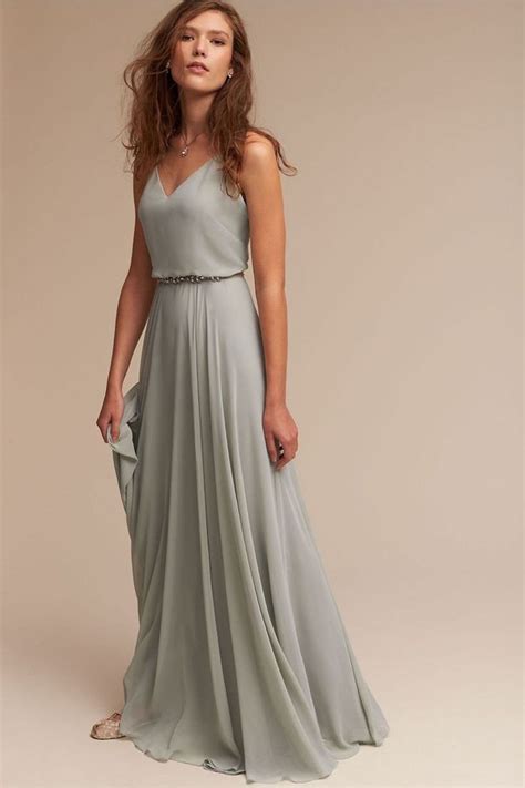 Vous pouvez aussi opter pour l'accessoire parfait pour un mariage champêtre chic : Comment s'habiller pour un mariage champêtre- 50+ idées ...