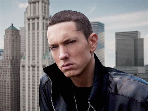 Eminem First Artist To Claim Two Digital Single Diamond Awards
