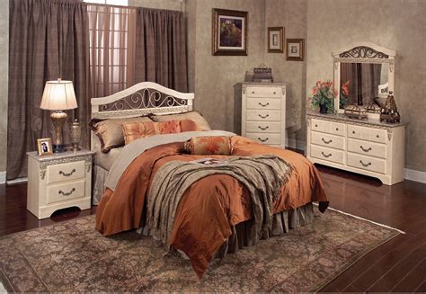 Offering a wide variety of home furniture at the best value to local and international dealers. Wood Finish Bedroom