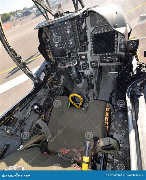 Fighter Jet Cockpit View