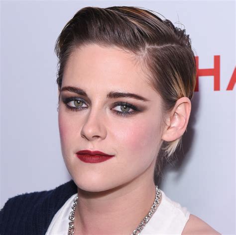 robert pattinson and kristen stewart were seen hanging together at a party in los angeles teen