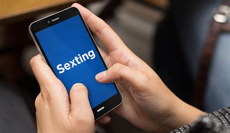 Sexting Wie Du Sie Mit Einer Textnachricht Verrückt Nach Dir Machst