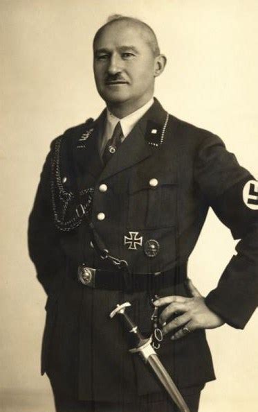 Collar has black and white piping. SA - Sturmabteilung - Page 2